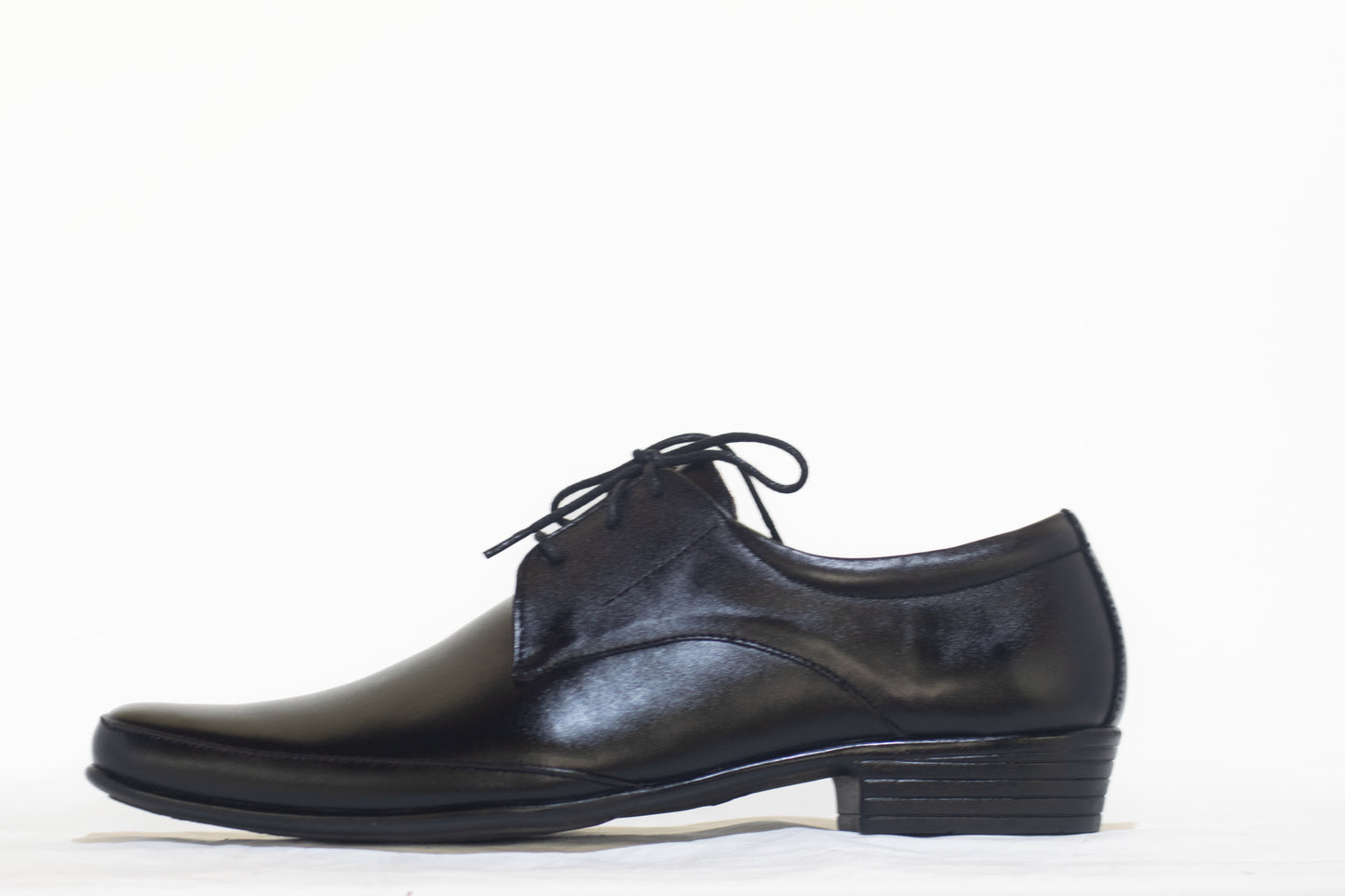 FRM06 - BLK | Classic Black Leather Plain-Toe Derby Shoes